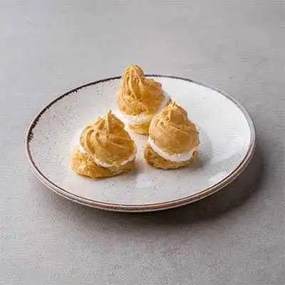 Profiteroles